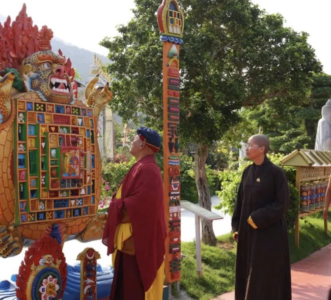 Đức Gyalwang Drukpa khai thị giáo pháp vi diệu về Mandala Hộ thân vũ trụ