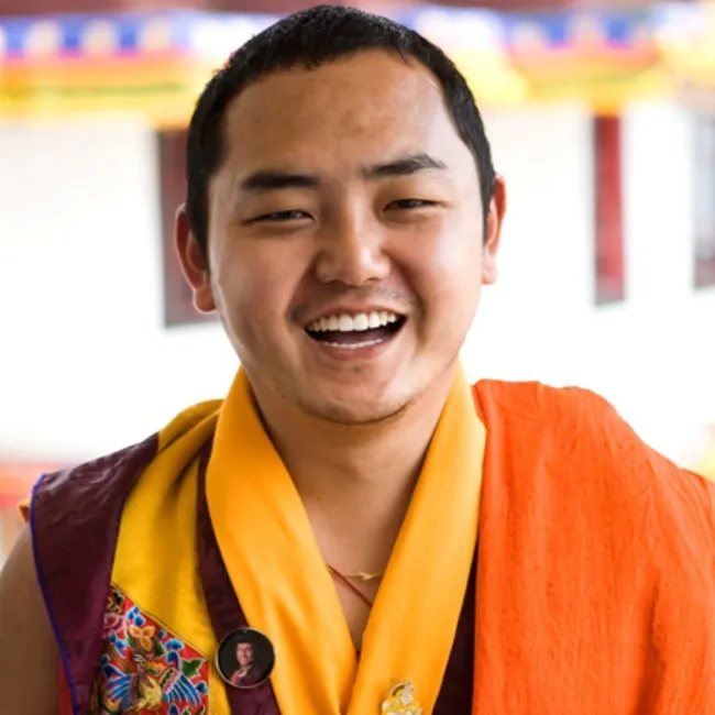Cầu nguyện Đức Nhiếp Chính Vương Gyalwa Dokhampa trường thọ