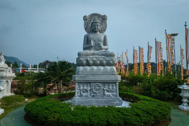 Trở về Phật Pháp nguyên thủy - Đơn giản nhưng thâm sâu
