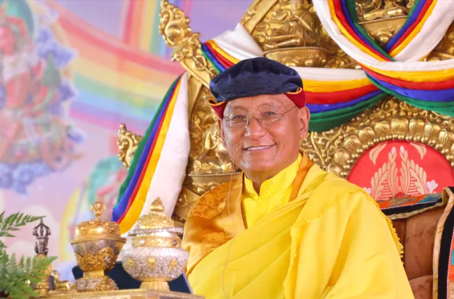 Cầu nguyện Đức Pháp Vương Gyalwang Drukpa trường thọ