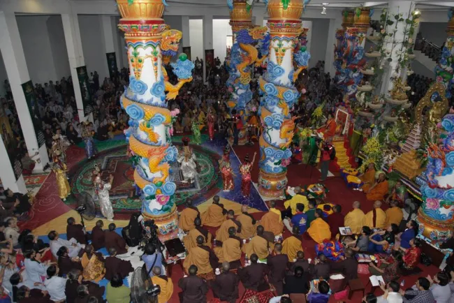 Hình ảnh Pháp hội Đức Nhiếp Chính Vương Gyalwa Dokhampa tại Đại Bảo Tháp Mandala Tây Thiên ngày 25/10/2015.