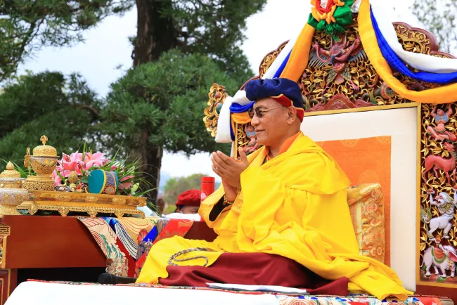 [BẢN TIN BÁO VNEXPRESS] Đức Gyalwang Drukpa: 'Năm mới nên bắt đầu bằng điều tử tế'