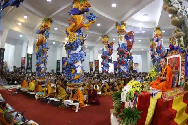 Hình ảnh Pháp hội Đức Nhiếp Chính Vương Gyalwa Dokhampa tại Đại Bảo Tháp Mandala Tây Thiên ngày 24/10/2015.